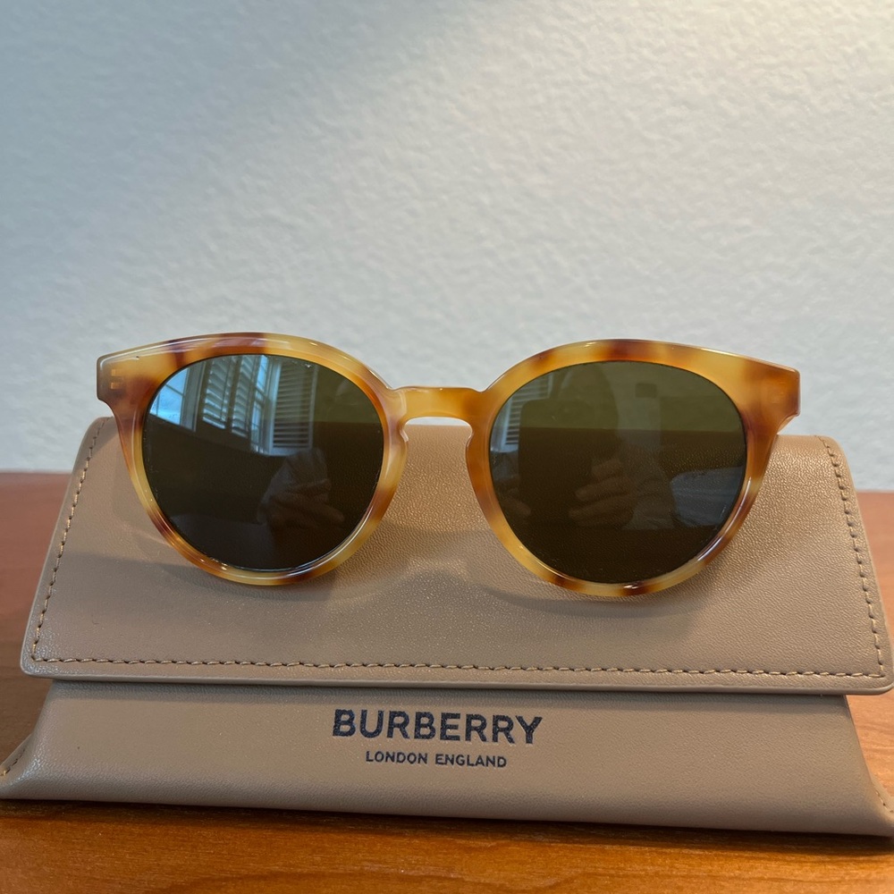 Burberry Sunglasses